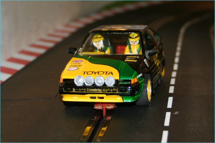 Toyota Trueno AE86 (2)
